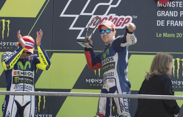 Jorge Lorenzo Valentino Rossi Yamaha Le Mans GP Francia 2015 MotoGP - Sphera Sports