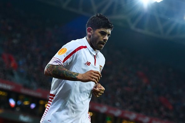 BILBAO, SPAIN - APRIL 07: Ever Banega of Sevilla FC looks on during the UEFA Europa League quarter final first leg match between Athletic Bilbao and Sevilla at San Mames Stadium on April 7, 2016 in Bilbao, Spain. (Photo by David Ramos/Getty Images)