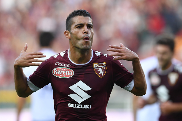 TURIN, ITALY - OCTOBER 02: Iago Falque of FC Torino celebrates after scoring the opening goal during the Serie A match between FC Torino and ACF Fiorentina at Stadio Olimpico di Torino on October 2, 2016 in Turin, Italy. (Photo by Valerio Pennicino/Getty Images)