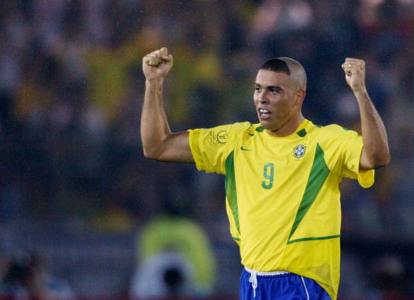 Ronaldo Nazario explica su peinado del Mundial 2002 – Sphera Sports